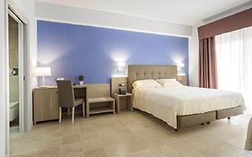 Netum Hotel